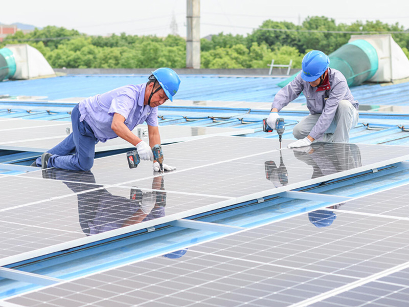 Struktur Pemasangan Solar Atas Bumbung 735KW di Jepun