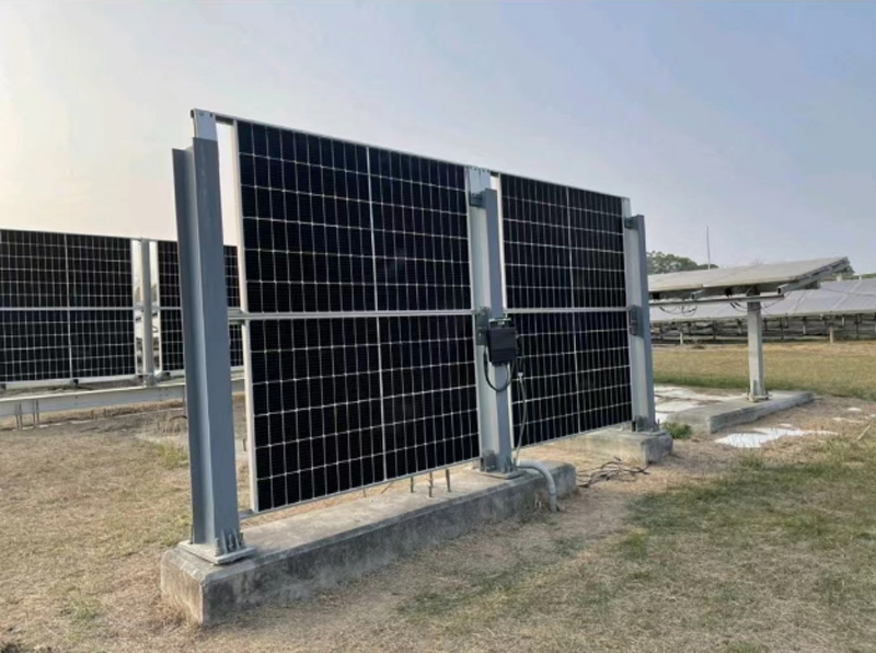 Bifacial Solar Fencing